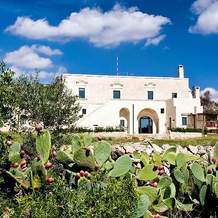 Masseria Le Fabriche 4*